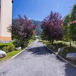 Grand Roc - Campanules 311 - Happy * Chamonix